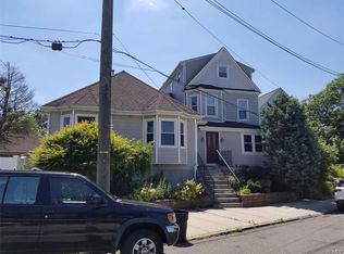 38 Briggs Ave, Yonkers, NY 10701