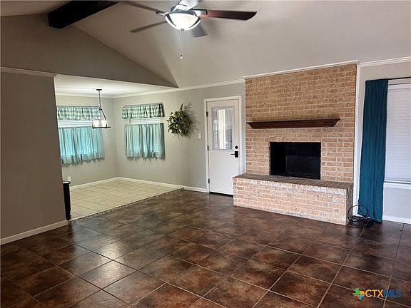 4th image of 104 Alamo Cir