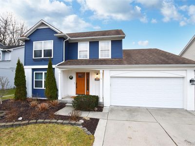 910 3rd St, Fenton, MI, 48430