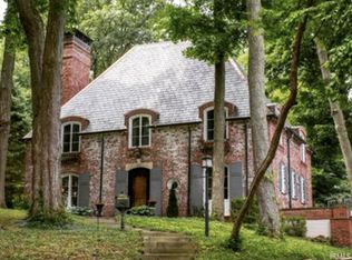 3101 S Robinhood Ln, South Bend, IN 46614