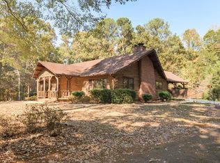 155 Brookshire Dr, Fayetteville, GA