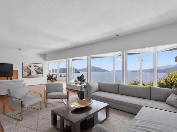 150 Panorama Rd, Lions Bay, BC V0N 2E0