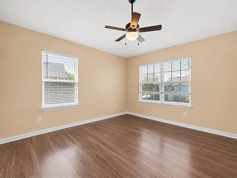2210 San Jacinto Cir — Photo 16