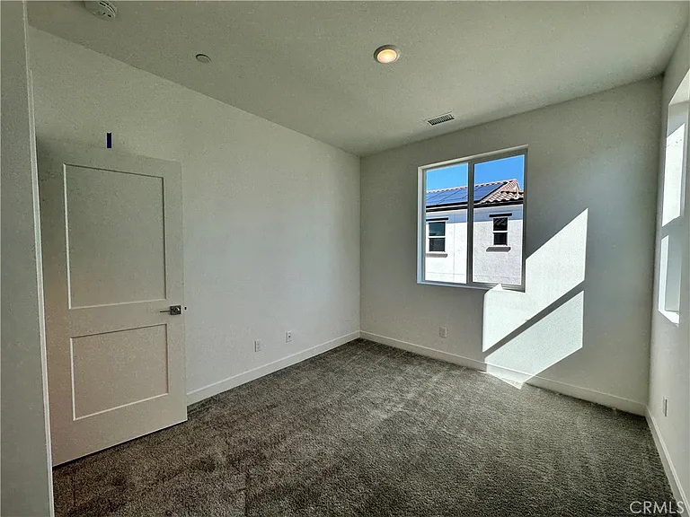 2317 W Broadway #41 — Photo 32