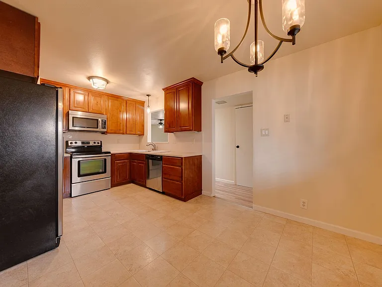 5113 Sitton Way — Photo 12