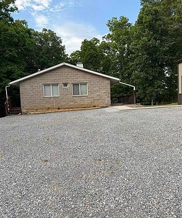 3rd image of 416 County Road 1126 #A
