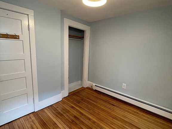 5th image of 387 Saint John St