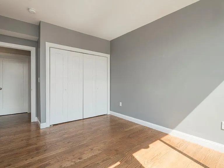 339 D St — Photo 22