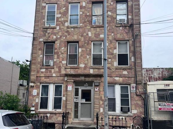 53-30 35th St #1R