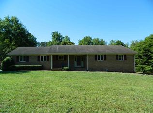 97 Sun Valley Dr, Boiling Springs, SC 29316