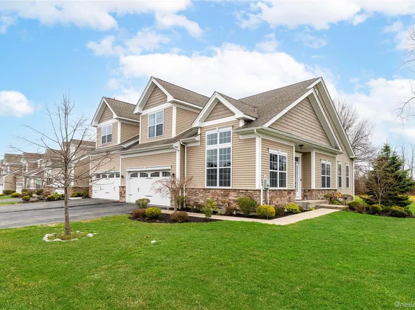 27 Dutch Court, Wappingers Falls, NY 12590