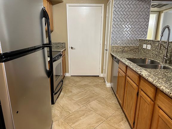 4th image of 7255 W Sunset Rd #G