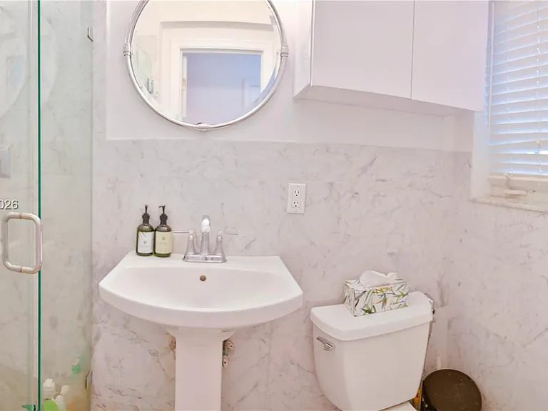1535 Baracoa Ave — Photo 31