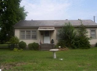 2719 Deloache Ave, Newberry, SC 29108