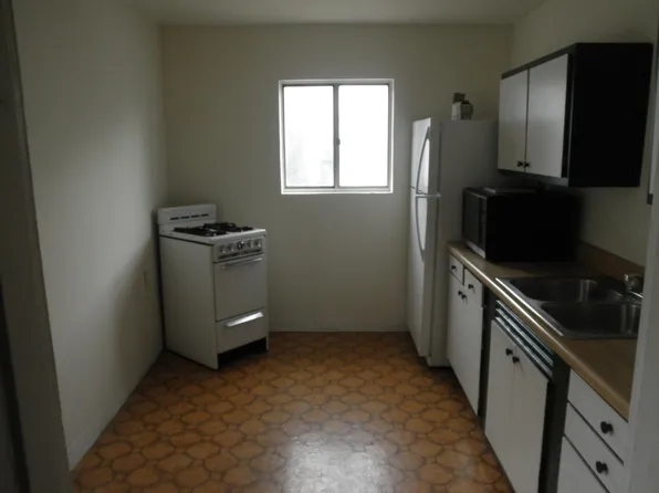 213 Merrimac St, Pittsburgh, PA 15211
