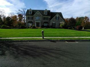 1366 Landis Dr, North Wales, PA 19454