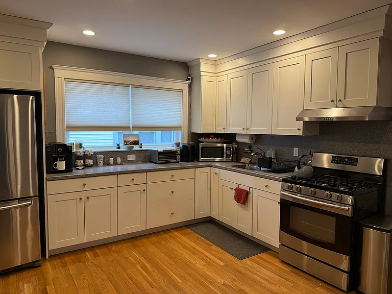 225 Beech St #1 — Photo 1