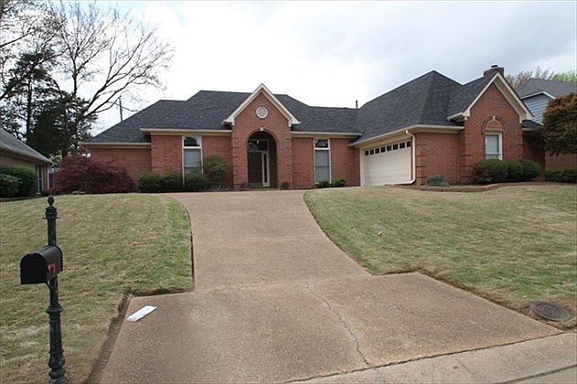 1st image of 5115 Cotswold Ln