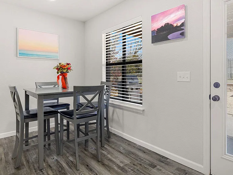 N Malinda Dr — Photo 10