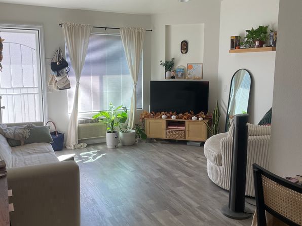 4433 Winona Ave APT 6