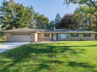 5211 Ridgebrook Dr, Portage, MI 49002