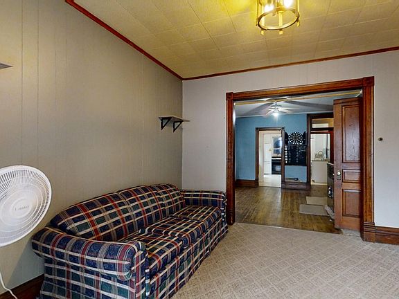 5th image of 419 7th St