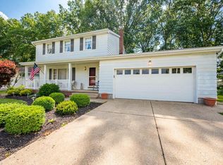 3441 Briarwood Ln, Youngstown, OH