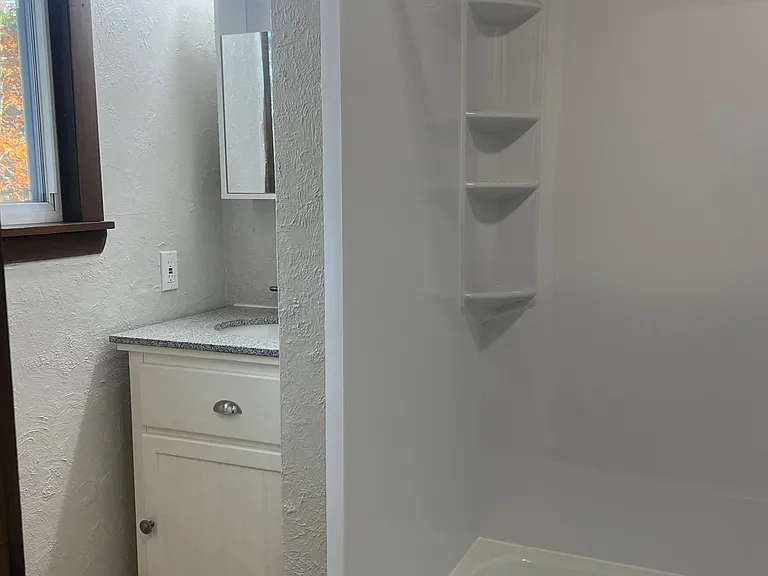 888 Salem St — Photo 13