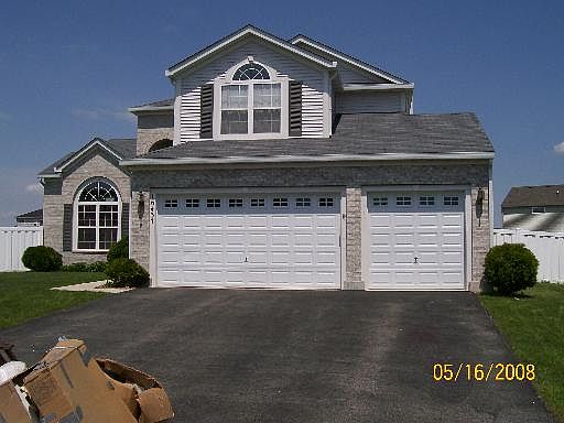 1st image of 16437 S Newbury Ct