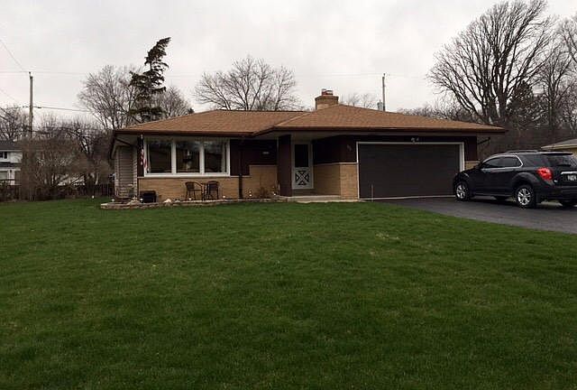 1st image of 9111 N Silver Brook Ln