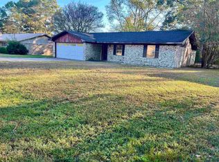 702 Halsey St, Carthage, TX 75633
