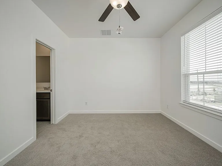 8434 Adelaide Dr — Photo 28