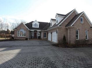 1990 Cross Willows Ct, Bowling Green, KY 42104