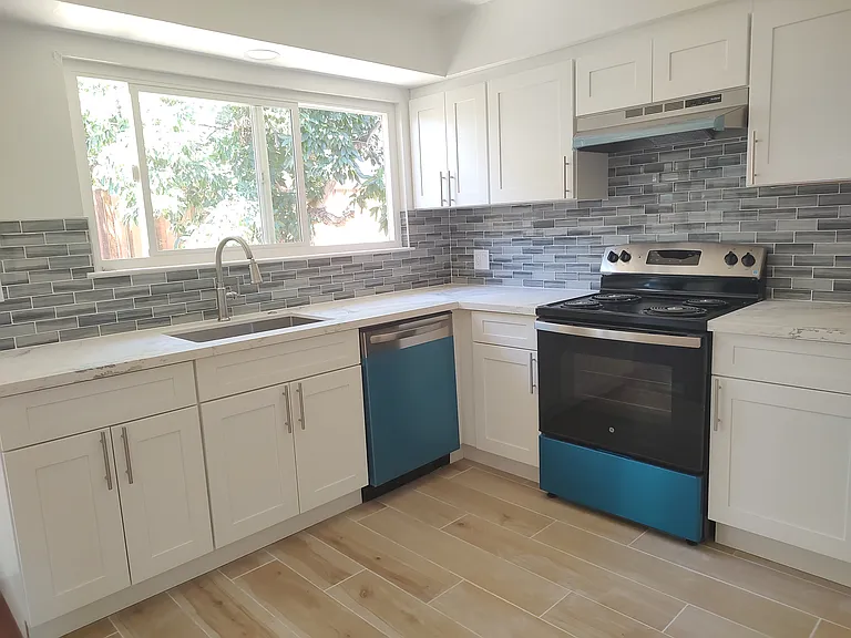 3185 Rocky Mountain Dr — Photo 6