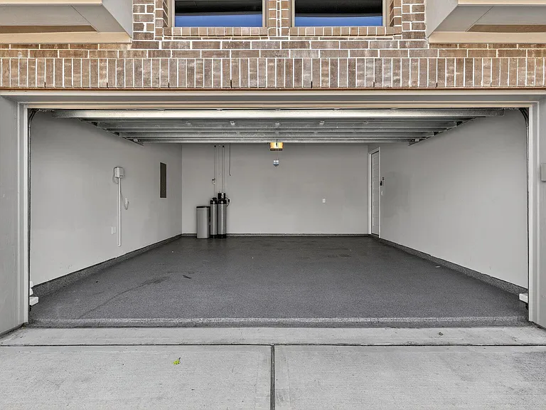 7435 Denali Dr — Photo 30
