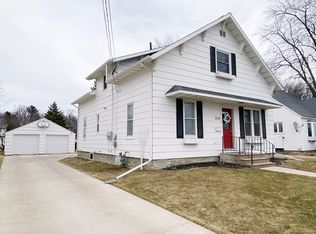 717 E 5th St, Marshfield, WI 54449