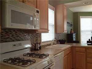 4th image of 3475 Fairway Commons Dr