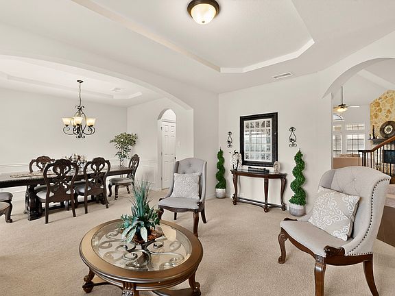5th image of 1515 Spring Hill Dr