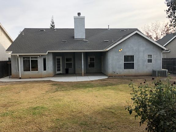 3rd image of 2048 E Poppy Hills Dr