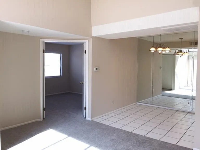 25761 Le Parc #26 — Photo 14