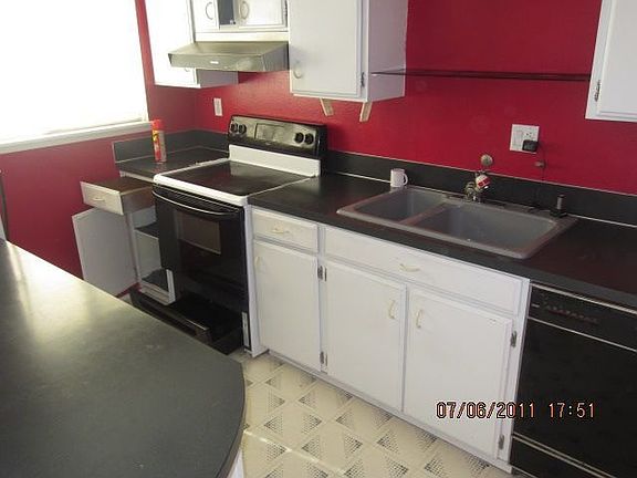 4th image of 3425 S 176th St Unit 216