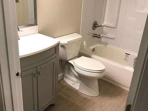 2nd image of 11615 91st Ln NE APT 1