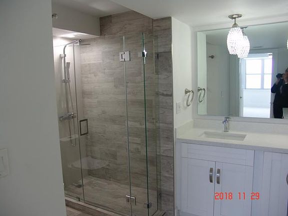 3rd image of 6039 Collins Ave APT 1227