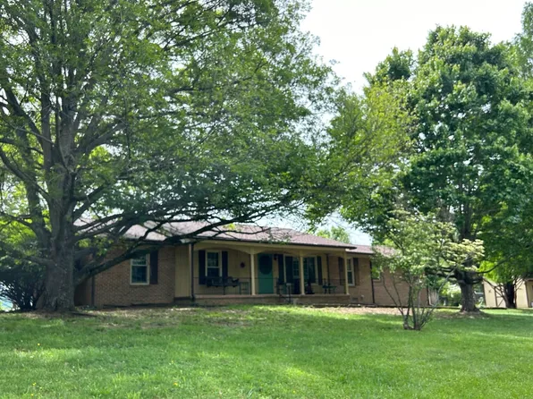 235 Longview Dr, Union, WV 24983