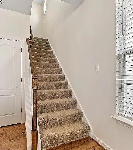 16913 Thornapple Run — Photo 17