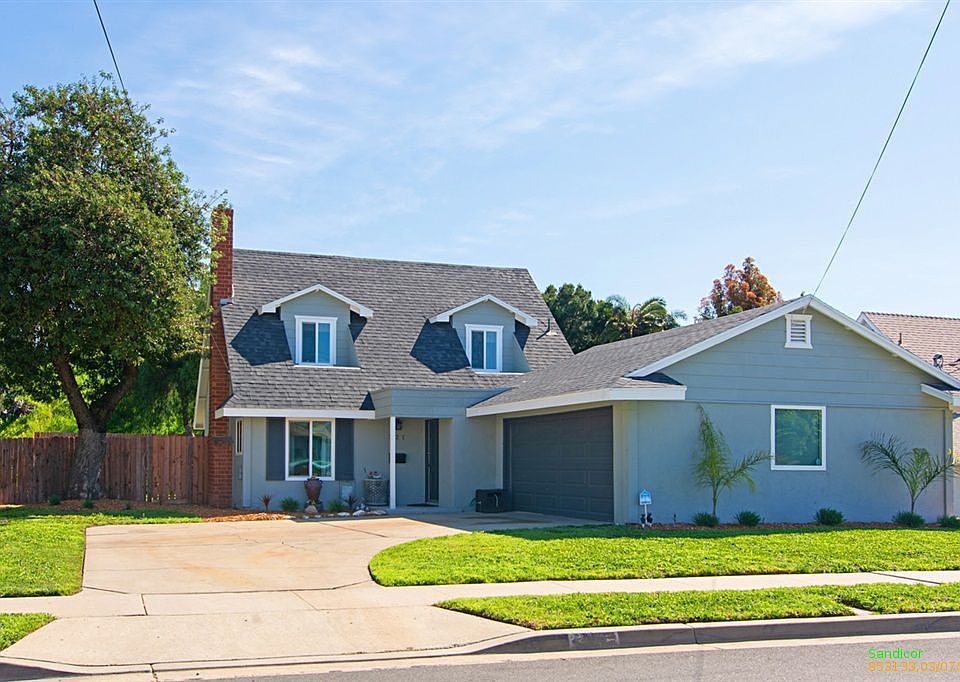 1st image of 221 Los Reyes Dr