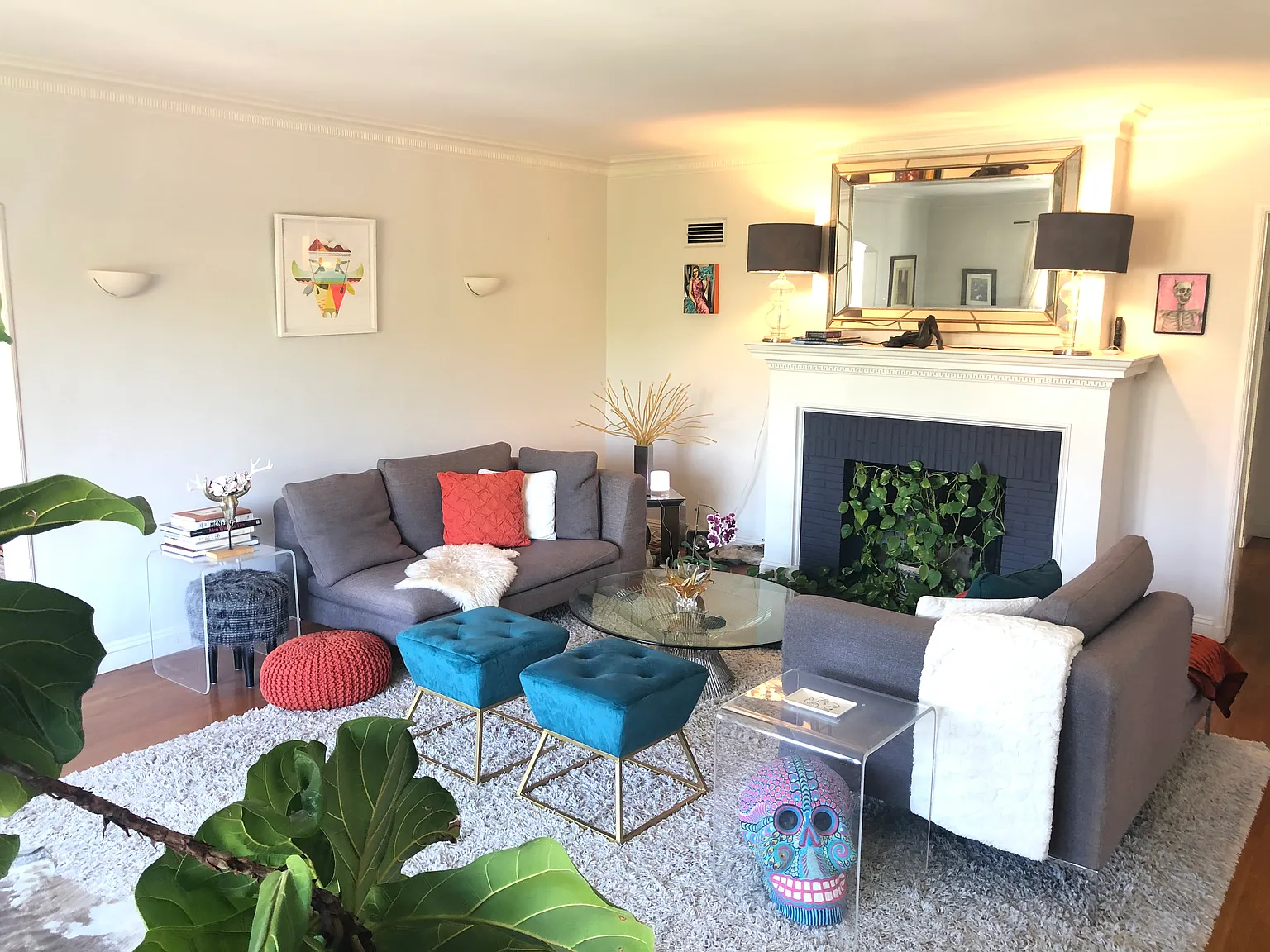 3 bed, 1.5 bath, 1600 sqft, $7,950 — Photo 1