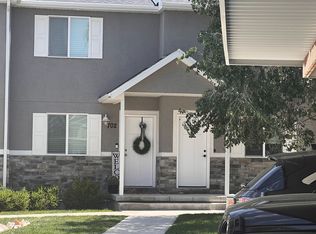 702 Ry Ln, Tooele, UT 84074