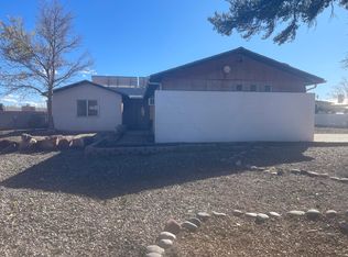806 El Olmo Ct SE, Rio Rancho, NM 87124