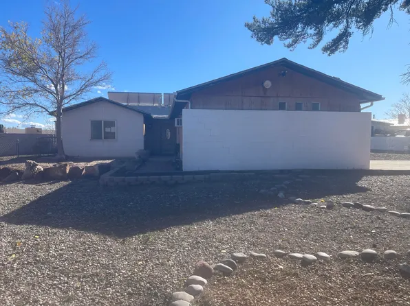 806 El Olmo Ct SE, Rio Rancho, NM 87124
